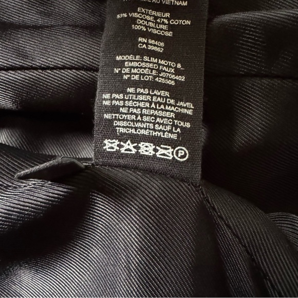 Theory Slim Moto Zip Jacket in Black Embossed Faux Fur Size - 6 - Picture 9 of 9